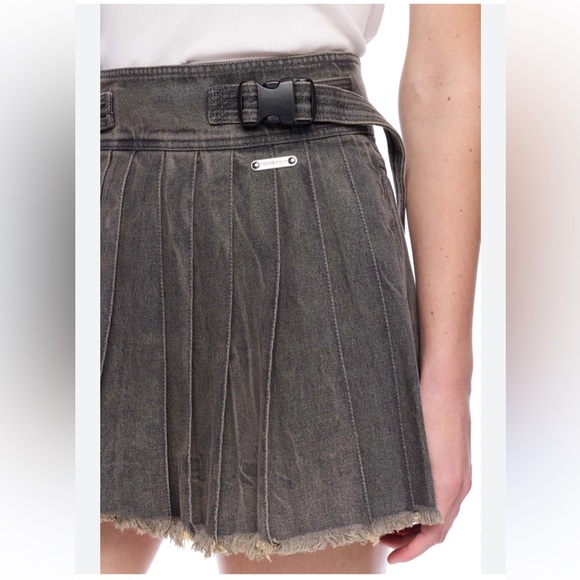 REVOLVE Private Policy New York Buckle Strap Pleated Mini Denim Skirt Grey Small - Picture 3 of 13